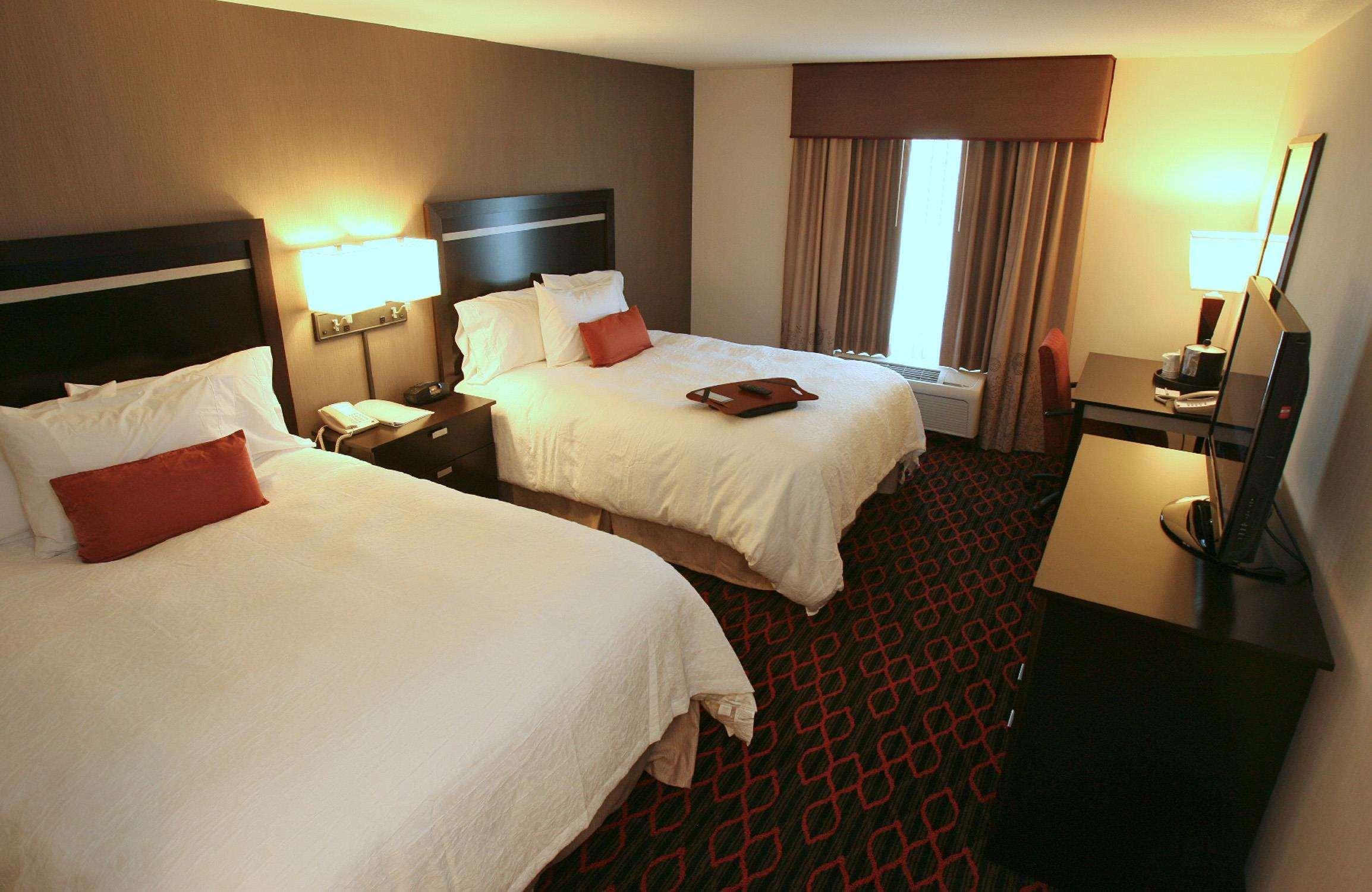 Hampton Inn & Suites Red Deer Penhold Ruang foto